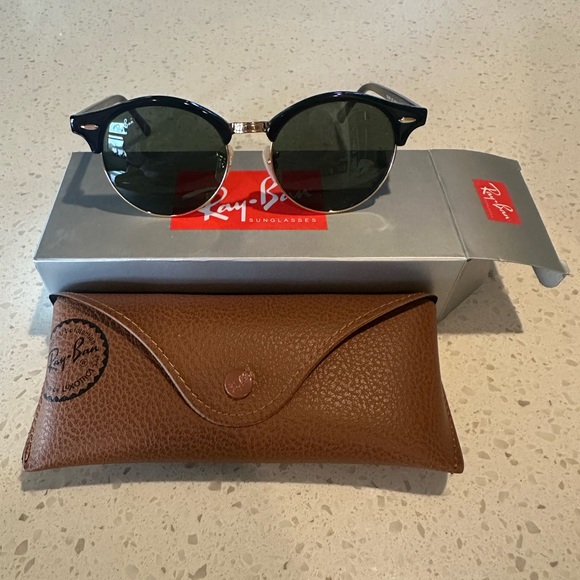 Ray-Ban Black Sunglasses with Green Lenses